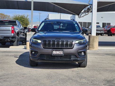 Used 2023 Jeep Cherokee Altitude Lux image 2