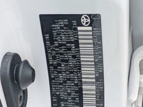 Used 2026 Toyota Corolla SE FWD image 28