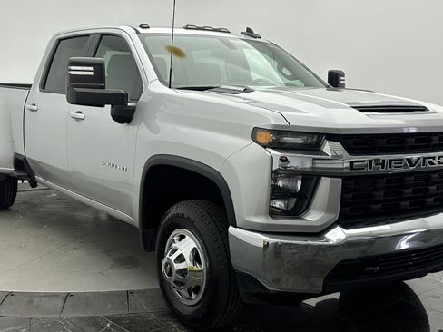 Used 2023 Chevrolet Silverado 3500 LT w/ Gooseneck/5TH Wheel Package image 3