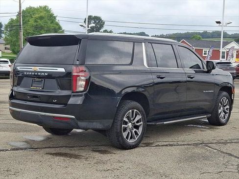 Used 2022 Chevrolet Suburban LT w/ LT Signature Plus Package AWD/4WD image 7