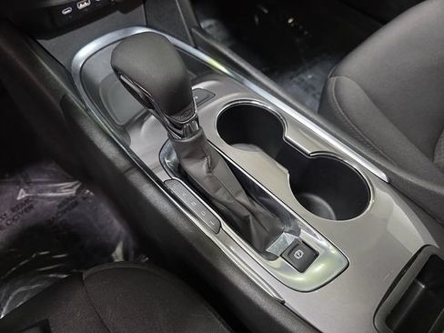 Used 2025 Chevrolet Malibu LT FWD image 25
