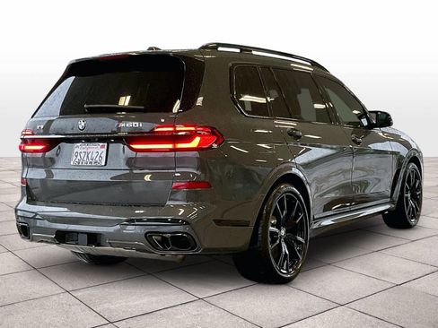 Used 2025 BMW X7 M60i image 16