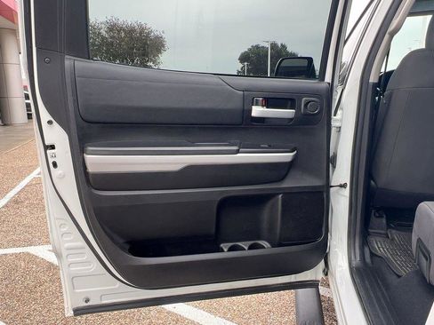 Used 2020 Toyota Tundra SR5 image 12