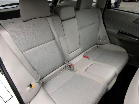 Used 2013 Subaru Forester 2.5X Premium w/ All-Weather Plus Pkg image 19