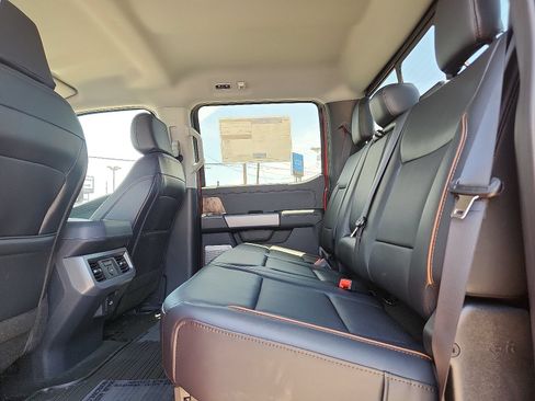 New 2026 Ford F250 Lariat w/ Black Appearance Package AWD/4WD image 8