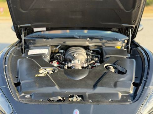 Used 2013 Maserati GranTurismo Sport image 42
