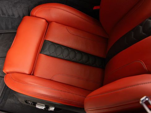 Used 2025 BMW X6 M Competition w/ Executive Package AWD/4WD image 26
