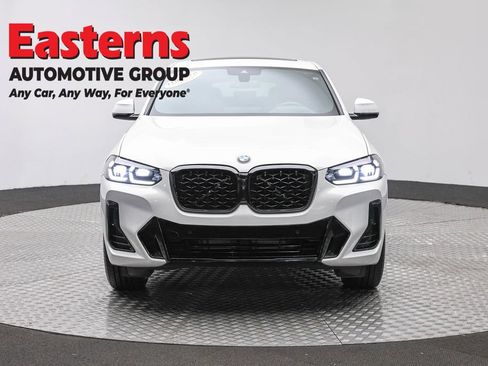 Used 2024 BMW X4 xDrive30i w/ Premium Package AWD/4WD image 2