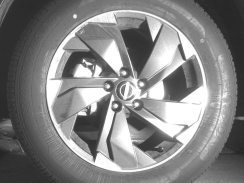 Used 2025 Nissan Rogue SV AWD/4WD image 12
