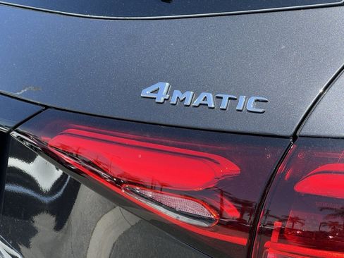 New 2025 Mercedes-Benz GLC 350e 4MATIC image 13