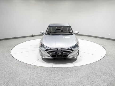 Used 2020 Hyundai Elantra SE FWD image 26