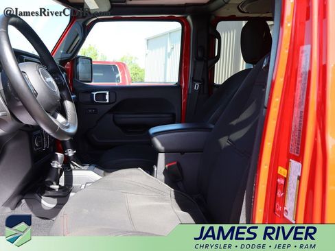 Used 2021 Jeep Wrangler Unlimited Sport w/ Sun And Sound Package AWD/4WD image 25