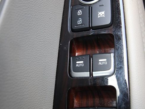 Used 2019 Kia Sorento AWD w/ LX Convenience Package image 24