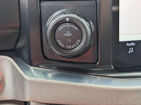 Certified 2026 Ford F250 Platinum w/ Platinum Plus Package AWD/4WD image 29