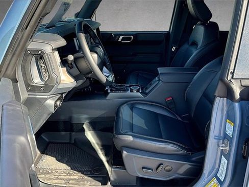 New 2025 Ford Bronco Outer Banks image 9