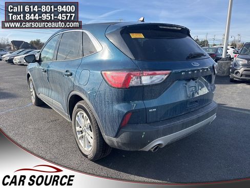 Used 2020 Ford Escape SE image 4