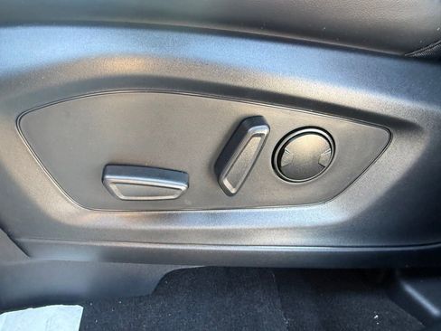 New 2026 Ford Explorer ST-Line w/ ST-Line Street Pack image 6