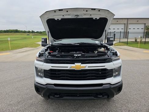 Used 2025 Chevrolet Silverado 2500 Custom w/ Custom Convenience Package AWD/4WD image 29