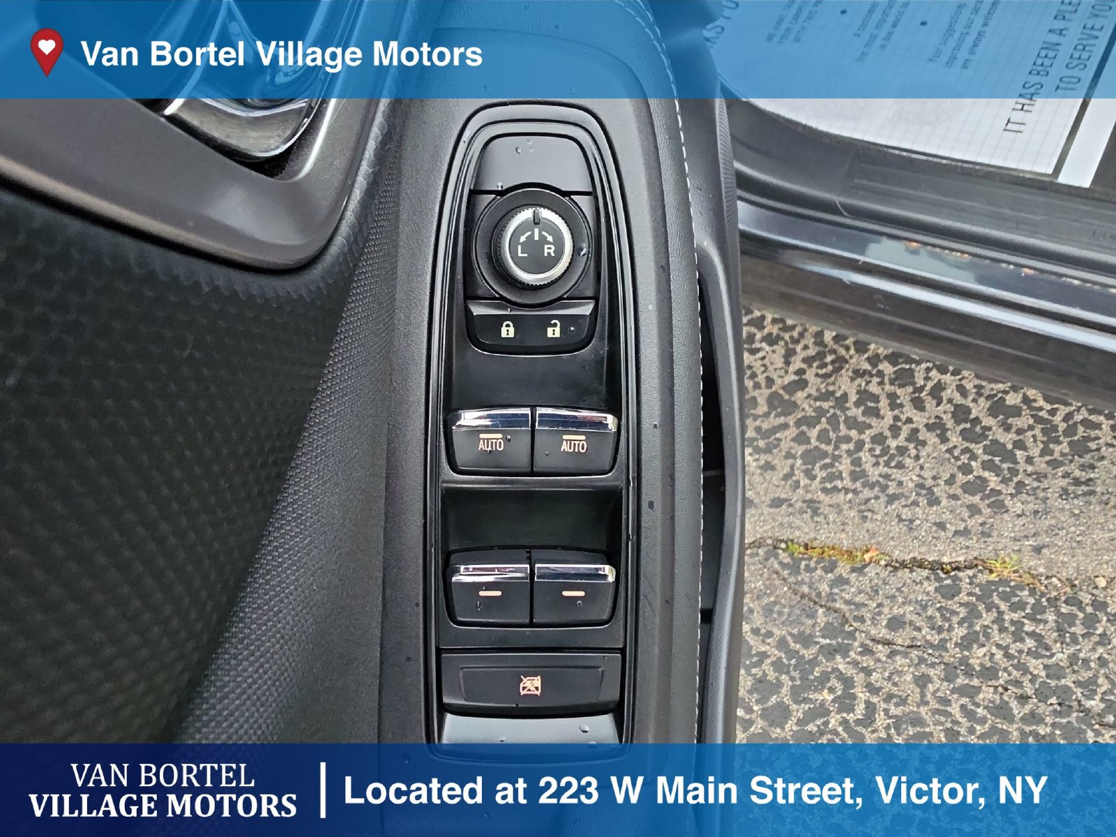 Used 2019 Subaru Forester Premium AWD/4WD image 11