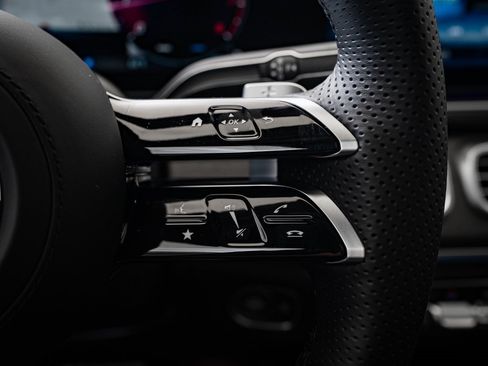 New 2026 Mercedes-Benz GLS 450 4MATIC image 28