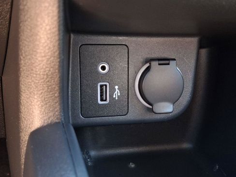 Used 2025 Nissan Kicks Play S FWD image 23