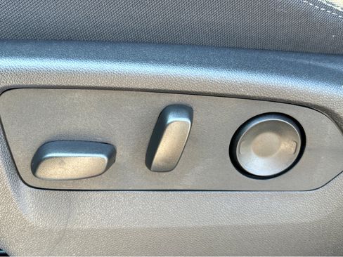 New 2025 Chevrolet Silverado 1500 LT AWD/4WD image 12