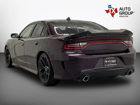 Used 2020 Dodge Charger R/T w/ Blacktop Package RWD image 3