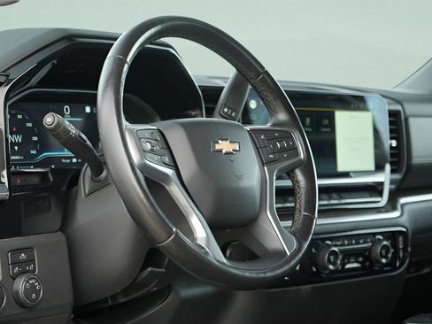 Used 2022 Chevrolet Silverado 1500 LT image 25