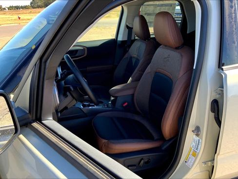 New 2025 Ford Bronco Sport Outer Banks w/ Outer Banks Tech Package+ image 9