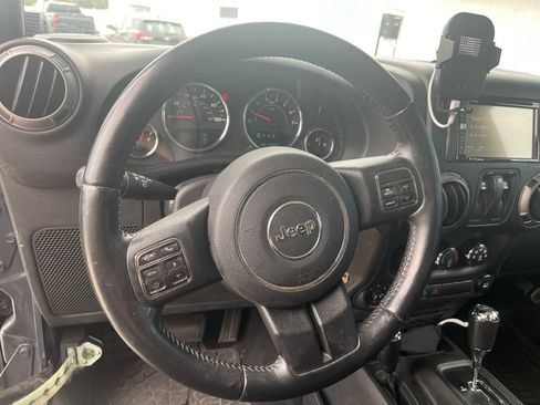 Used 2017 Jeep Wrangler Sport AWD/4WD image 10