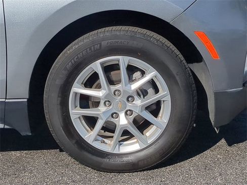 Used 2023 Chevrolet Equinox LT image 11