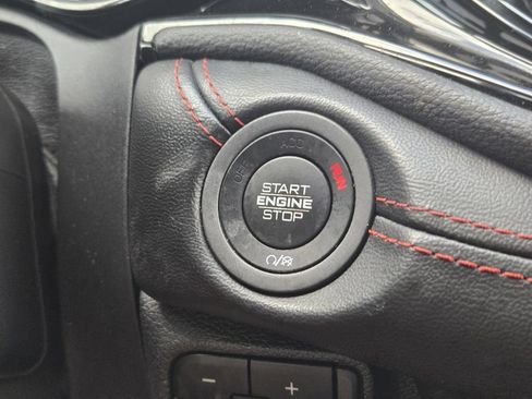 Used 2024 Dodge Durango GT RWD image 23