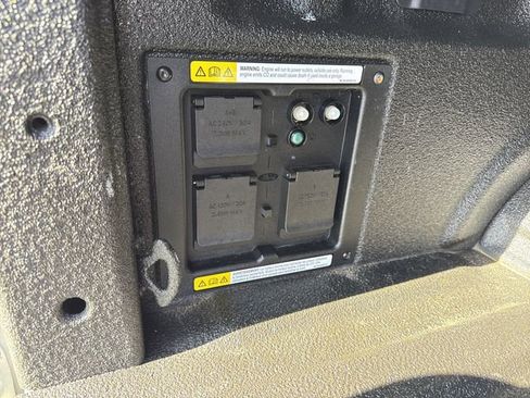 Used 2021 Ford F150 Lariat w/ Equipment Group 502A High image 39