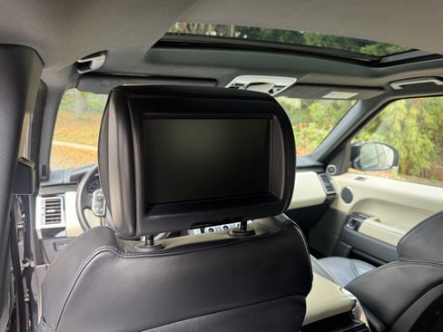 Used 2014 Land Rover Range Rover Sport HSE image 36