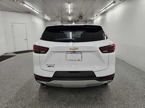 Used 2026 Chevrolet Blazer LT FWD image 6