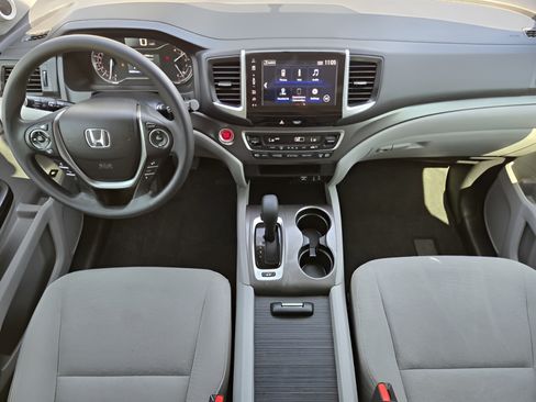 Used 2017 Honda Pilot EX image 23
