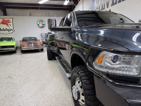 Used 2015 RAM 3500 Laramie w/ Convenience Group AWD/4WD image 38
