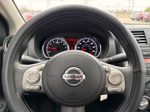 Used 2012 Nissan Versa SV w/ Convenience Pkg image 14