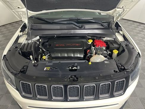 Used 2021 Jeep Compass Latitude w/ Driver Assistance Group AWD/4WD image 30
