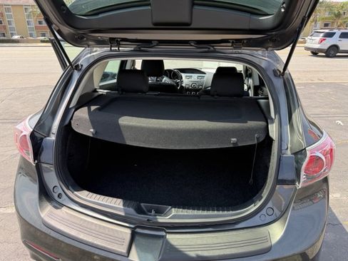 Used 2013 MAZDA MAZDA3 i Touring FWD image 21