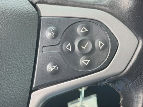 Used 2022 Chevrolet Colorado LT w/ LT Convenience Package AWD/4WD image 24