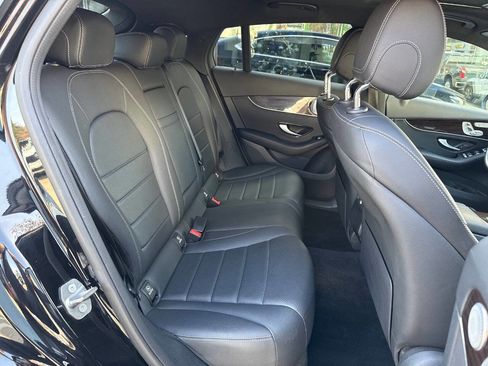 Used 2019 Mercedes-Benz GLC 300 4MATIC Coupe image 31