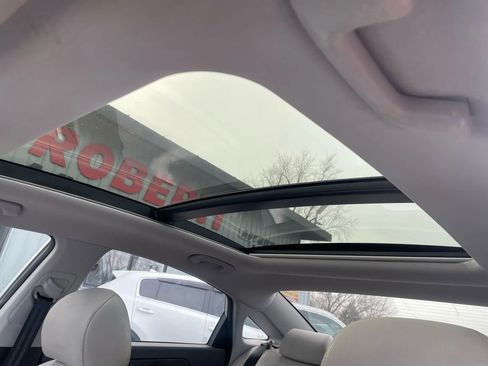 Used 2018 Hyundai Sonata Limited image 16