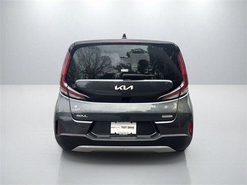 Certified 2024 Kia Soul EX image 6