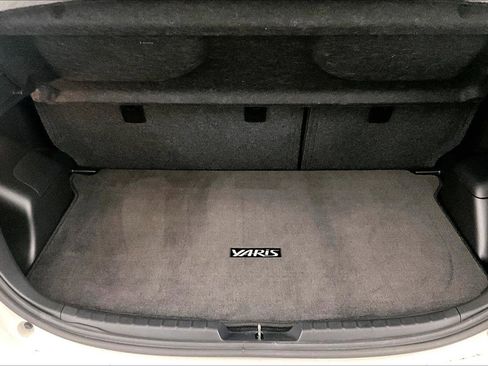 Used 2016 Toyota Yaris LE image 33