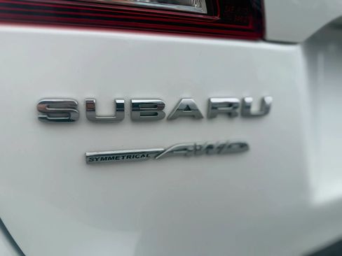 Used 2017 Subaru Outback 2.5i Premium AWD/4WD image 40
