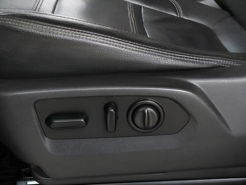 Used 2021 GMC Sierra 3500 Denali w/ Denali Ultimate Package image 21