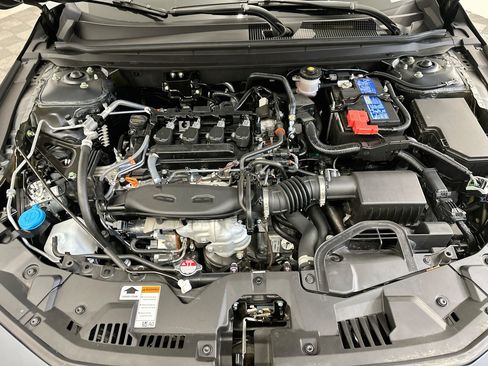 Used 2025 Honda Accord SE image 34