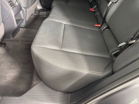 Used 2023 Nissan Rogue S image 25