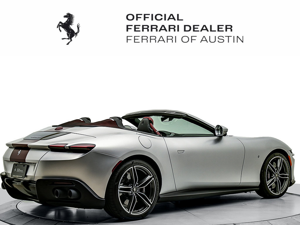 Certified 2025 Ferrari Roma Spider RWD image 8